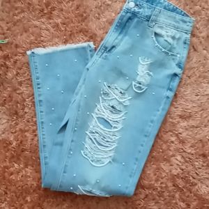 Destructive Pearl jeans